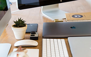 B体育-李霄鹏五年鲁能岁月终结：惊艳开始 无冠成遗憾